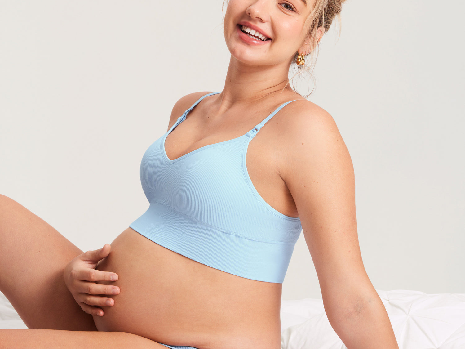 Women's Ribbed V Neck Nursing Bralette Light Glacier