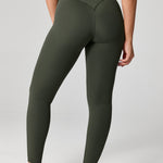 Women's Hugcurve No Front Seam Leggings 25" Aspen Olive