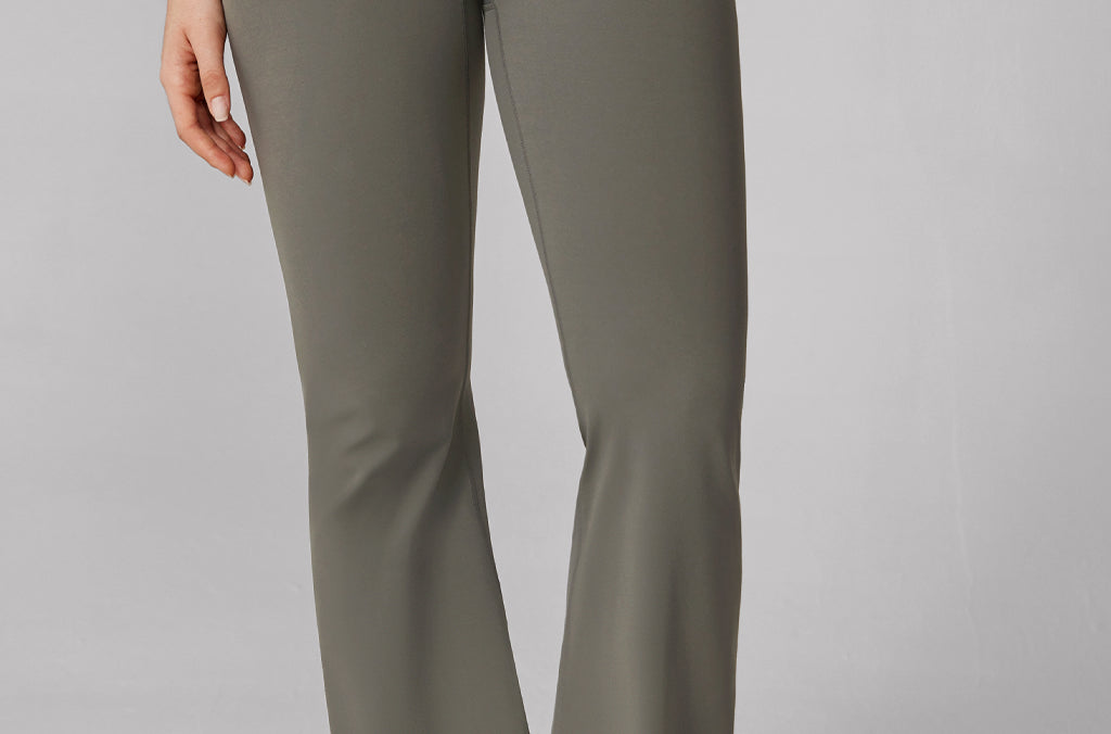 Women's Hugcurve No Front Seam Flare Leggings 31'' Twilight Blue