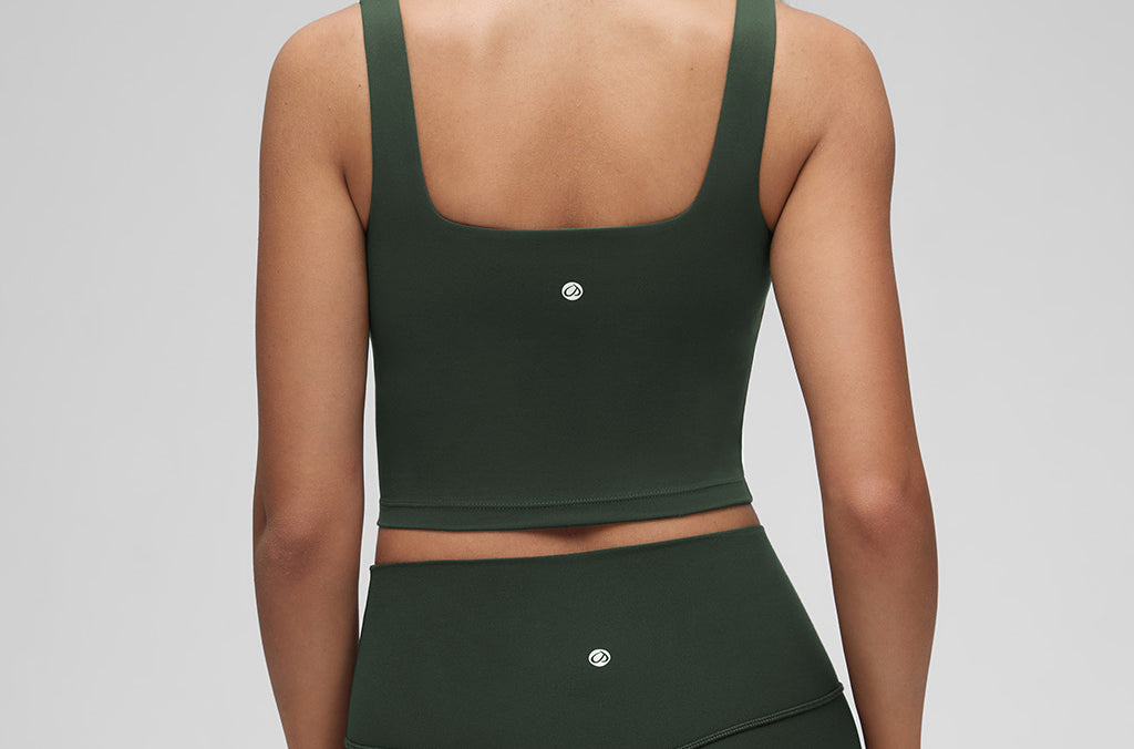 CRZ YOGA Women's Square Neck Longline Sports Bra Legend Green