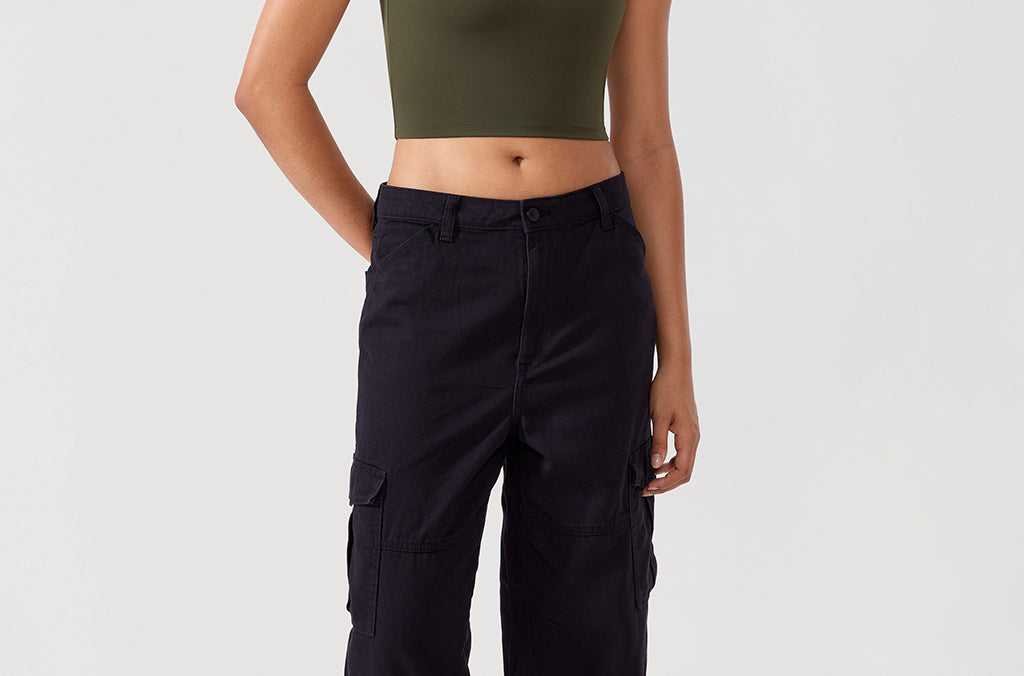 CRZ YOGA Women's Square Neck Longline Sports Bra Olive Green