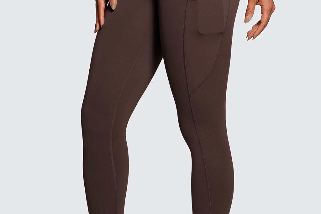 CRZ YOGA Women's Sleek Pocket Leggings 25” Hot Fudge Brown