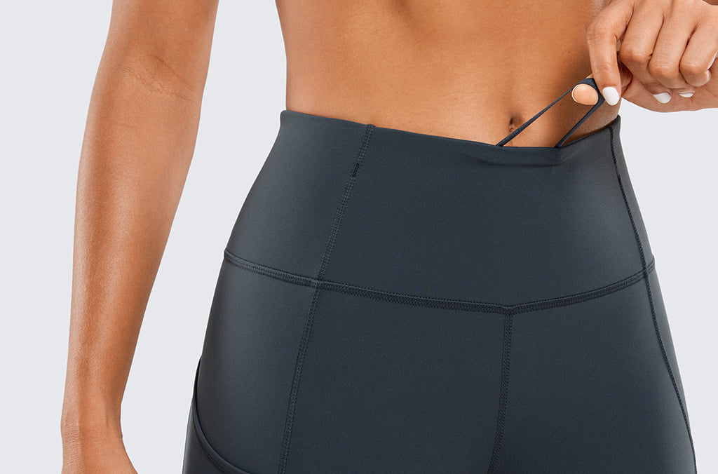 CRZ YOGA Women's Sleek Pocket Leggings 25” Melanite