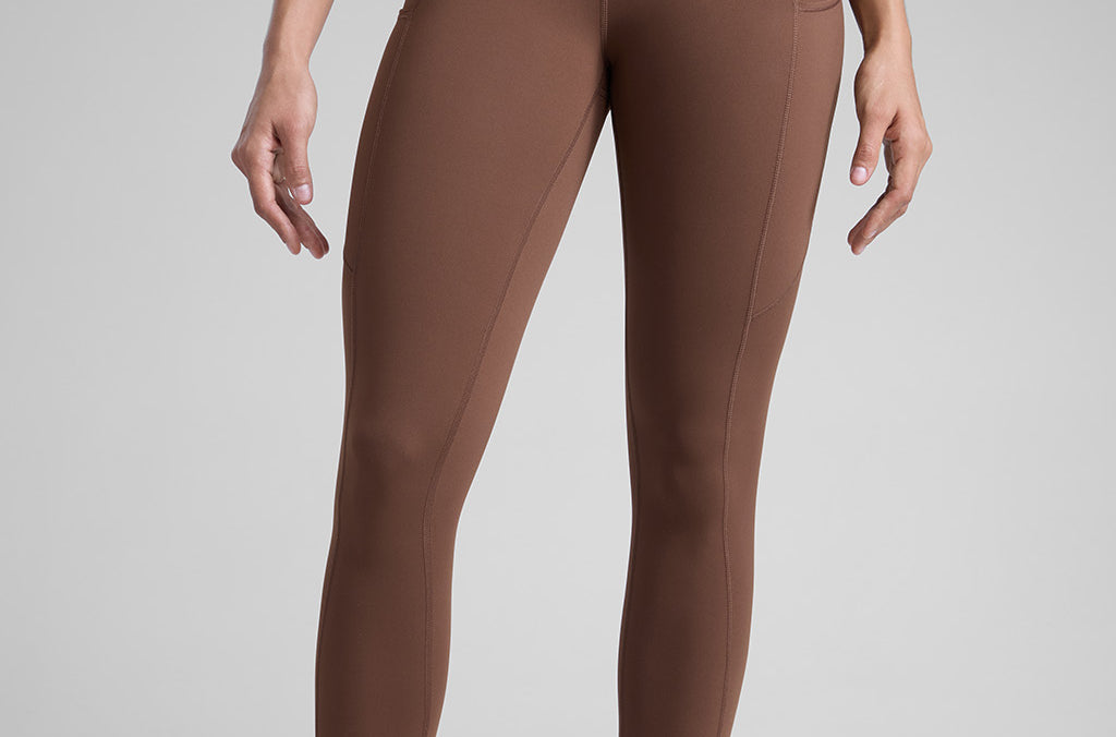 CRZ YOGA Women's Sleek Pocket Leggings 25” Coffee Brown
