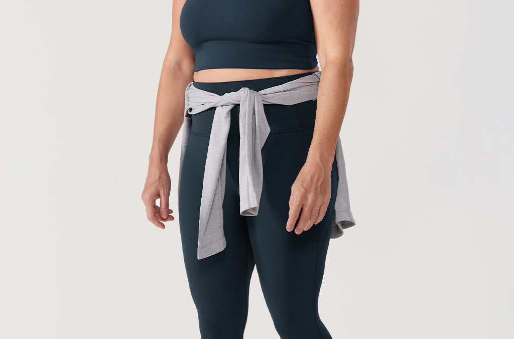 CRZ YOGA Women's Yoga Leggings 25" with Pockets True Navy