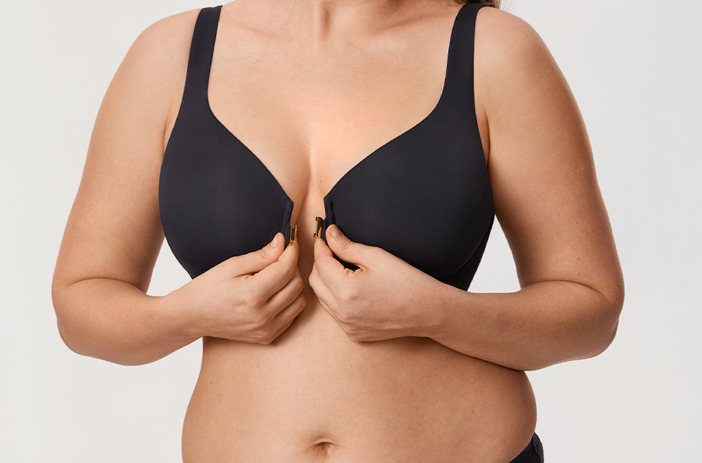Women's Silky Smooth Front Closure Bra Black